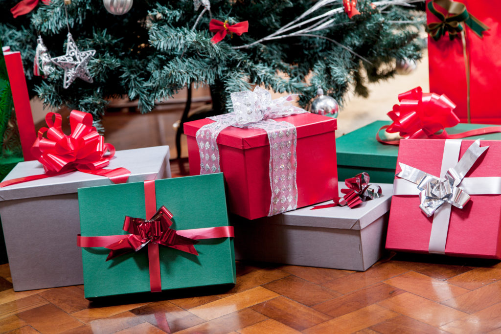 5 Stress-Free and Inexpensive Holiday Gift Ideas - Checkexpress